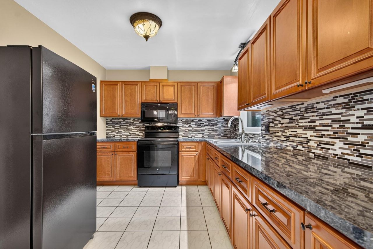 1901 Winchester Road N, Saint Petersburg, FL 33710 Photo