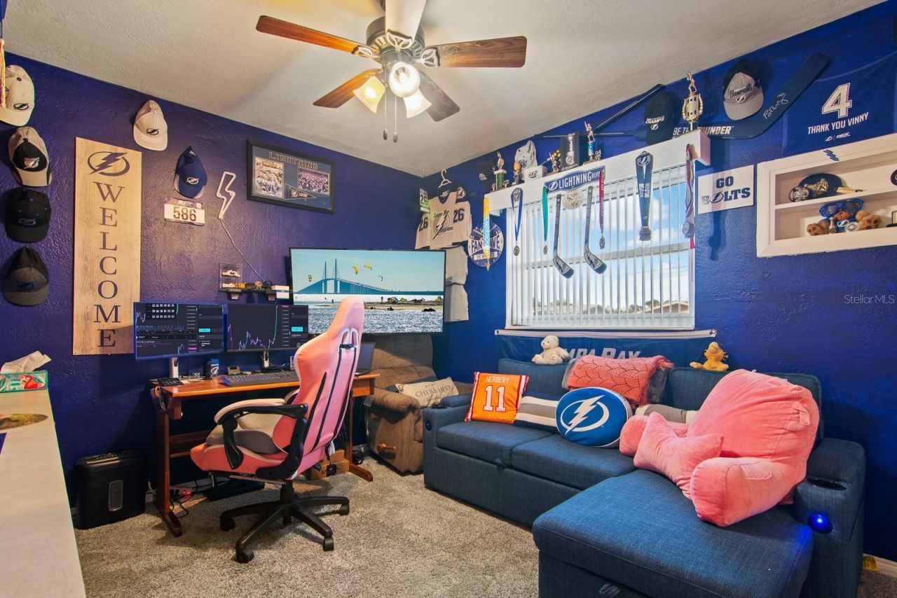 1901 Winchester Road N, Saint Petersburg, FL 33710 Photo