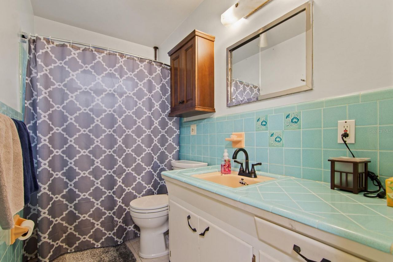 1901 Winchester Road N, Saint Petersburg, FL 33710 Photo