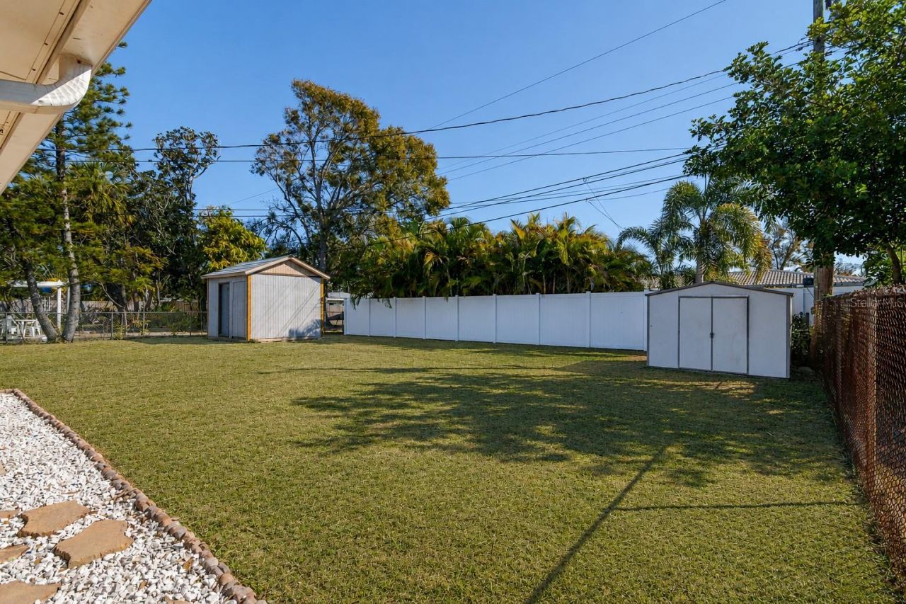 1901 Winchester Road N, Saint Petersburg, FL 33710 Photo