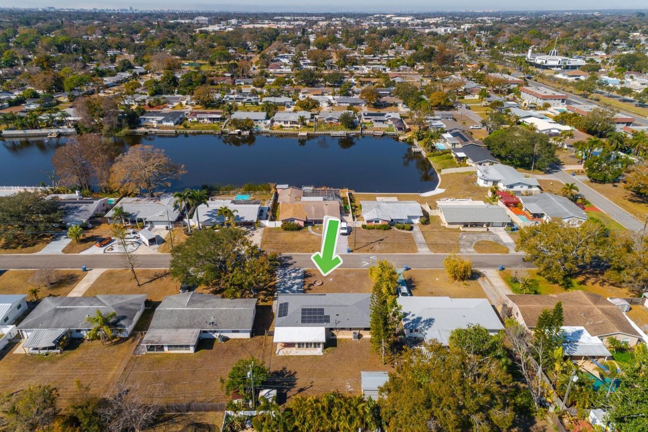 1901 Winchester Road N, Saint Petersburg, FL 33710 Photo