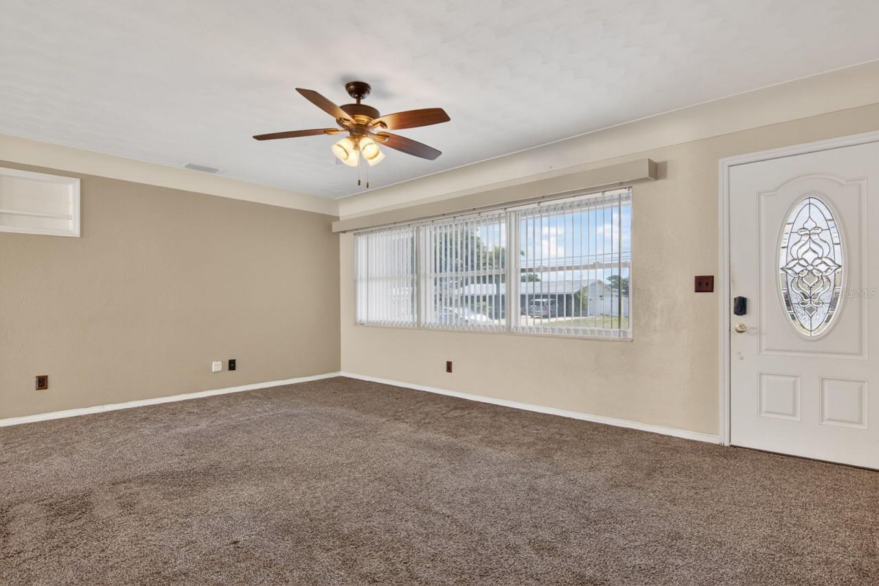 1901 Winchester Road N, Saint Petersburg, FL 33710 Photo