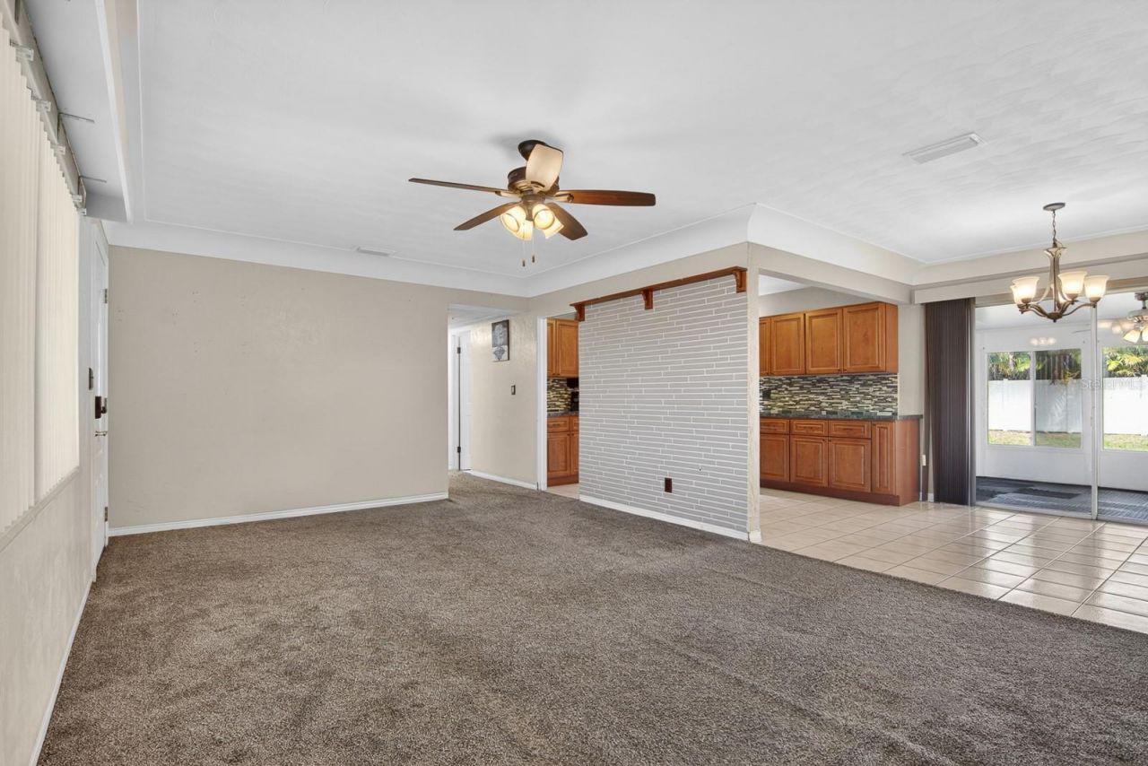 1901 Winchester Road N, Saint Petersburg, FL 33710 Photo