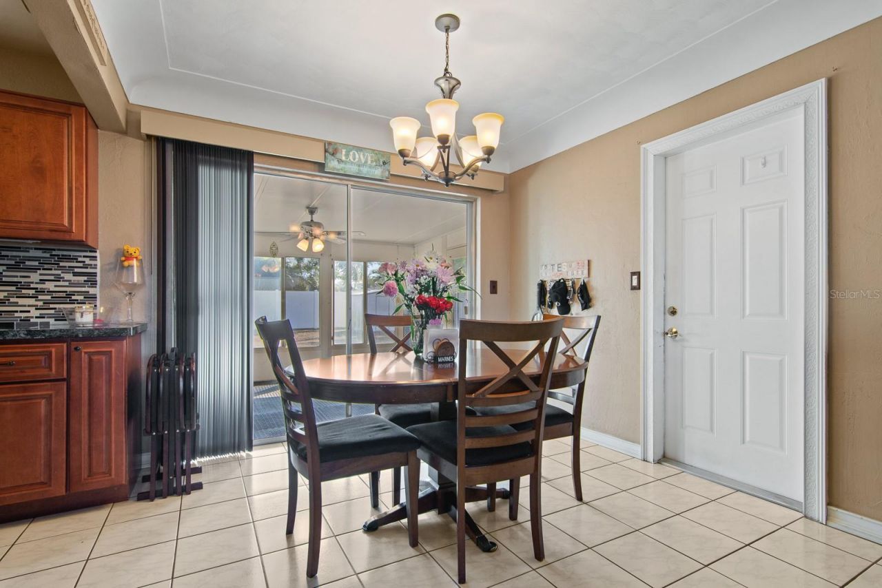 1901 Winchester Road N, Saint Petersburg, FL 33710 Photo