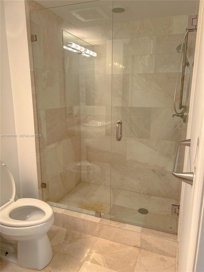 19501 W Country Club Dr , Unit 1209, Aventura, FL 33180 Photo