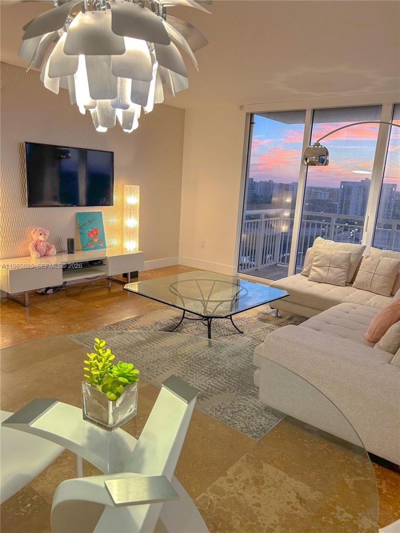 19501 W Country Club Dr , Unit 1209, Aventura, FL 33180 Photo