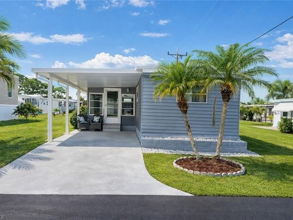 806 Homefolks ST, NORTH FORT MYERS, FL 33917