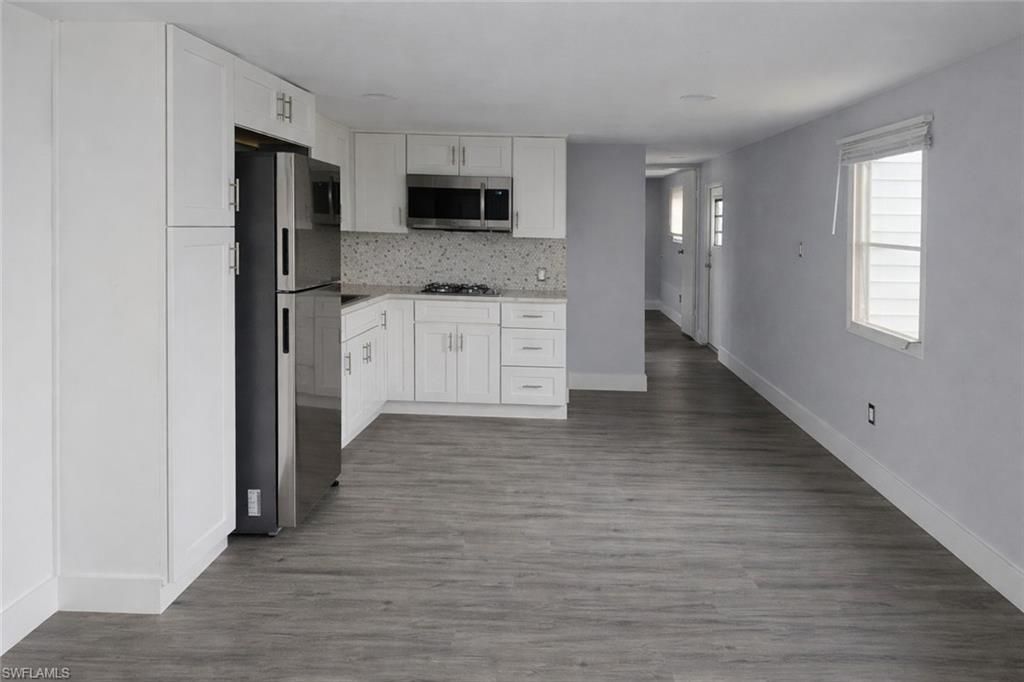 806 Homefolks St, North Fort Myers, FL 33917 Photo