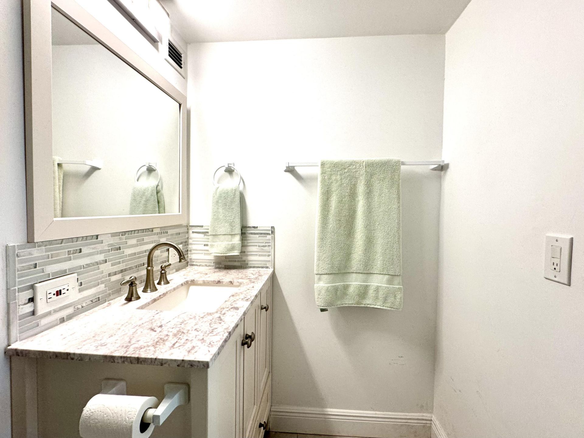 3450 S Ocean Boulevard, Unit 121, Palm Beach, FL 33480 Photo