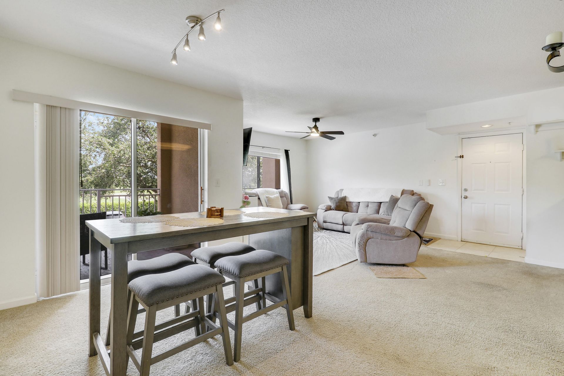 261 SW Palm Drive, Unit 205, Port Saint Lucie, FL 34986 Photo