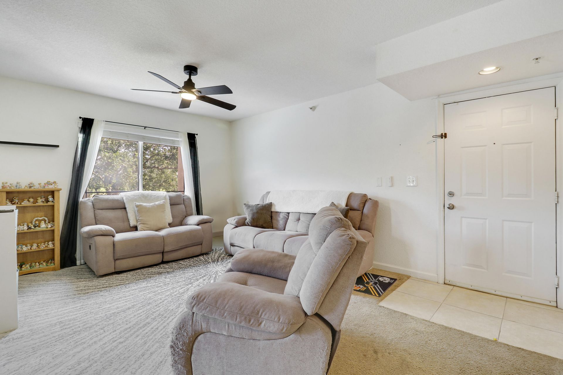 261 SW Palm Drive, Unit 205, Port Saint Lucie, FL 34986 Photo