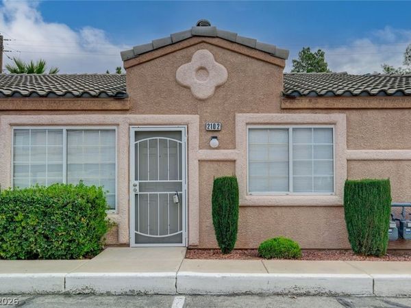 2102 Sleepy Court, Las Vegas, NV 89106