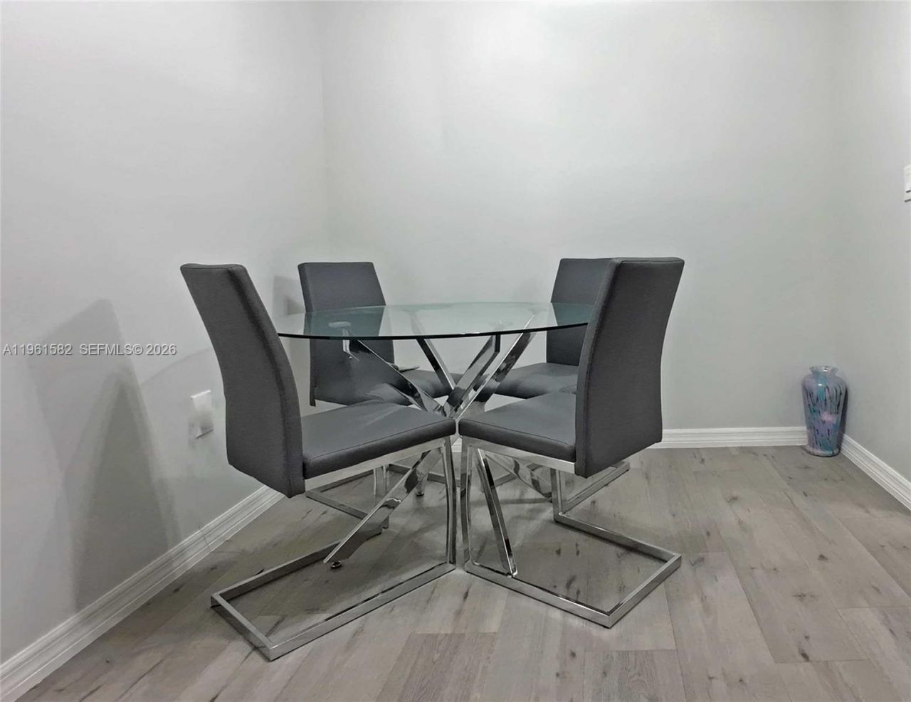 921 NE 199th St, Unit 107, Miami, FL 33179 Photo