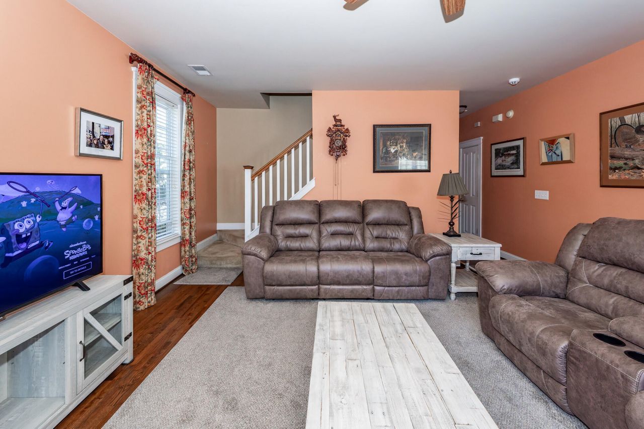 400 Hydrangea Street Photo 17