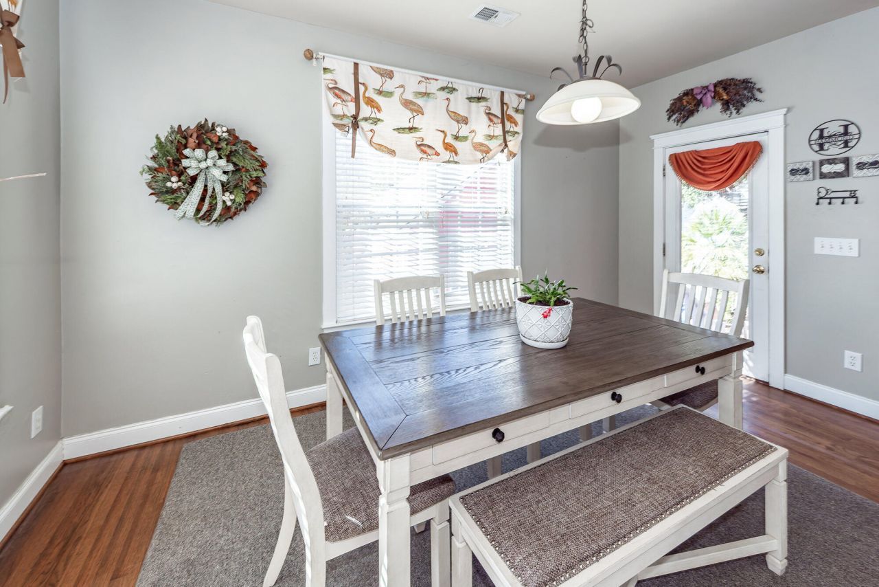 400 Hydrangea Street Photo 20