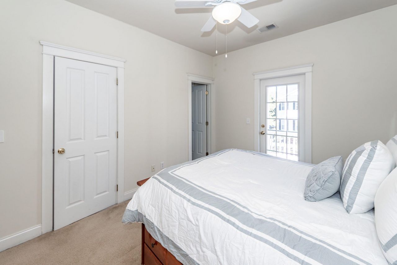 400 Hydrangea Street Photo 29