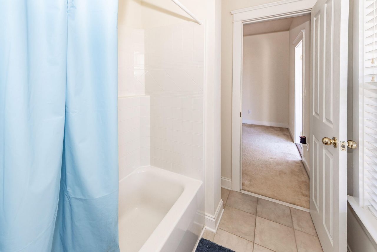 400 Hydrangea Street Photo 34