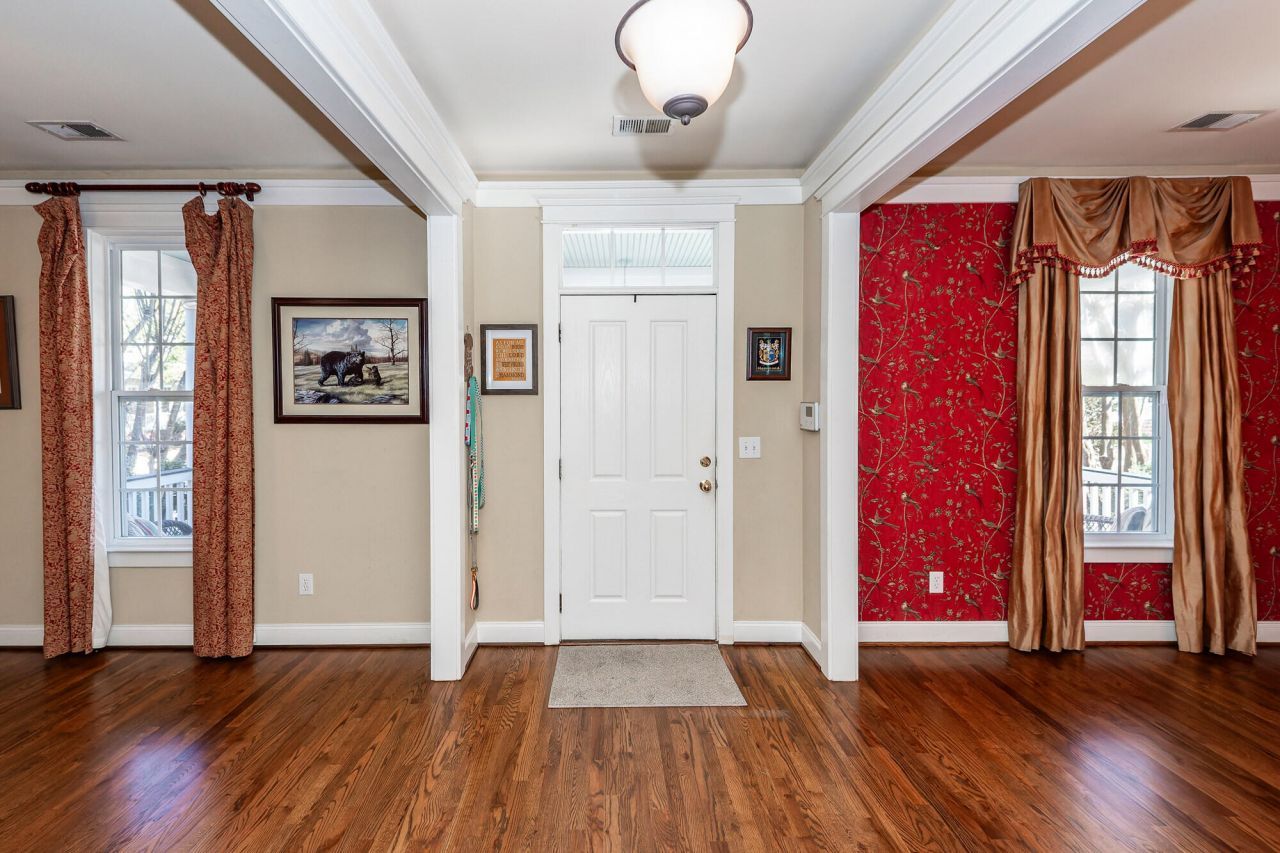 400 Hydrangea Street Photo 4