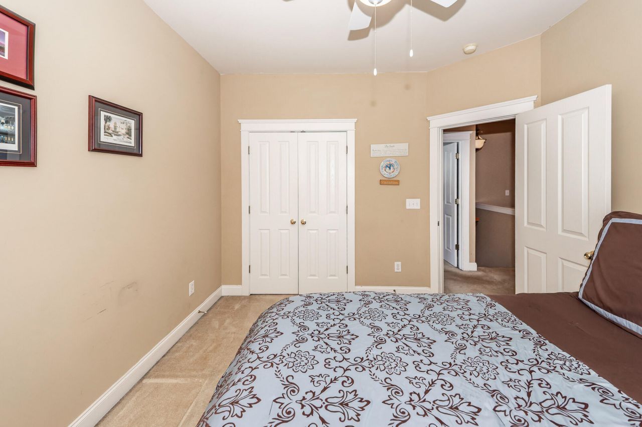 400 Hydrangea Street Photo 41