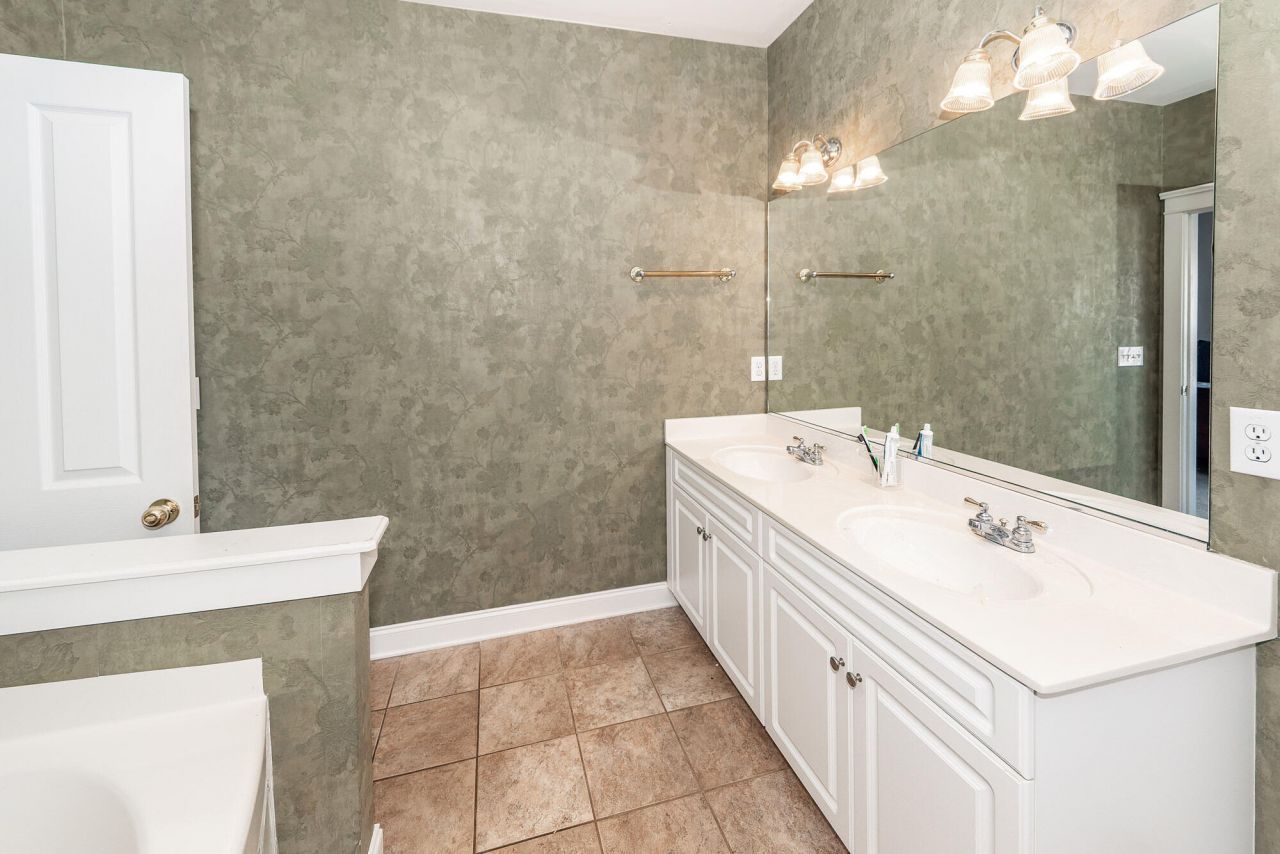 400 Hydrangea Street Photo 49