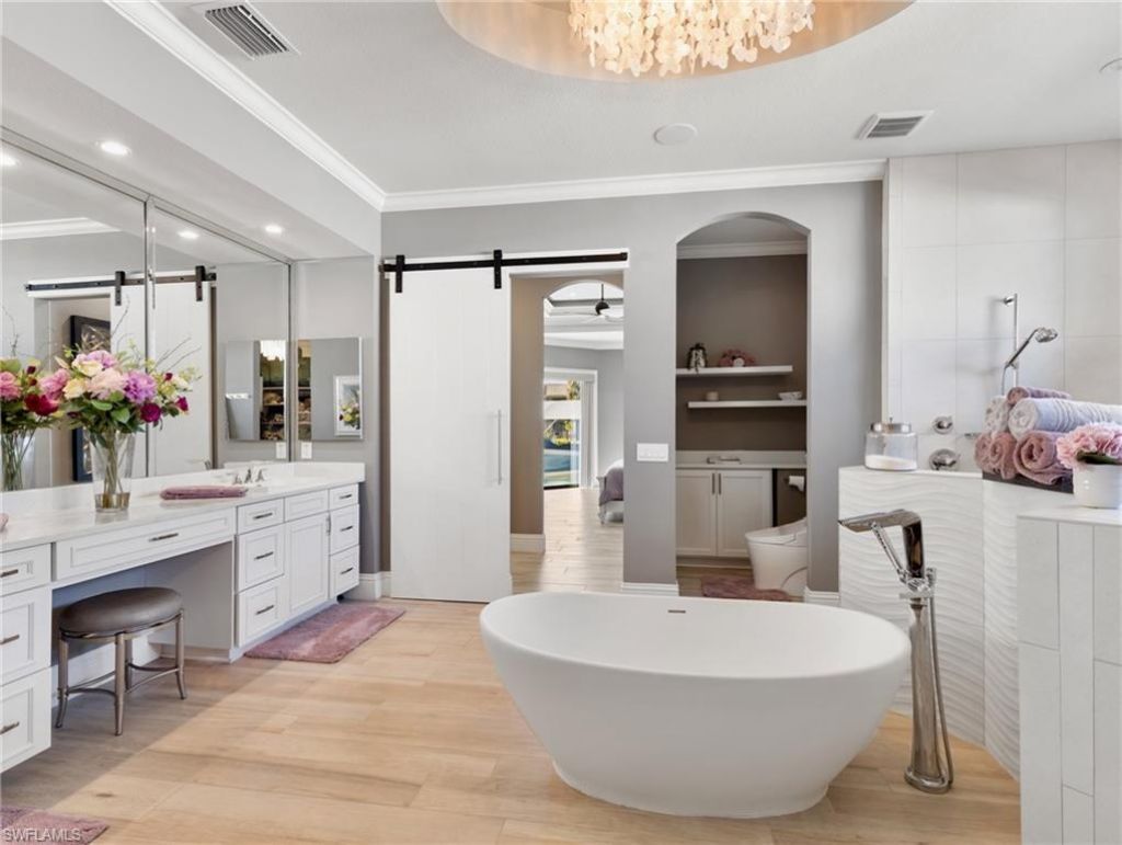 4226 SE 6th Pl, Cape Coral, FL 33904 Photo