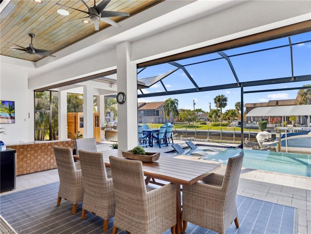 4226 SE 6th Pl, Cape Coral, FL 33904 Photo