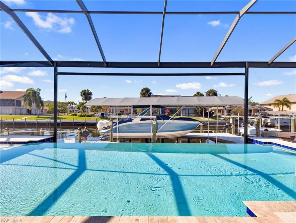 4226 SE 6th Pl, Cape Coral, FL 33904 Photo