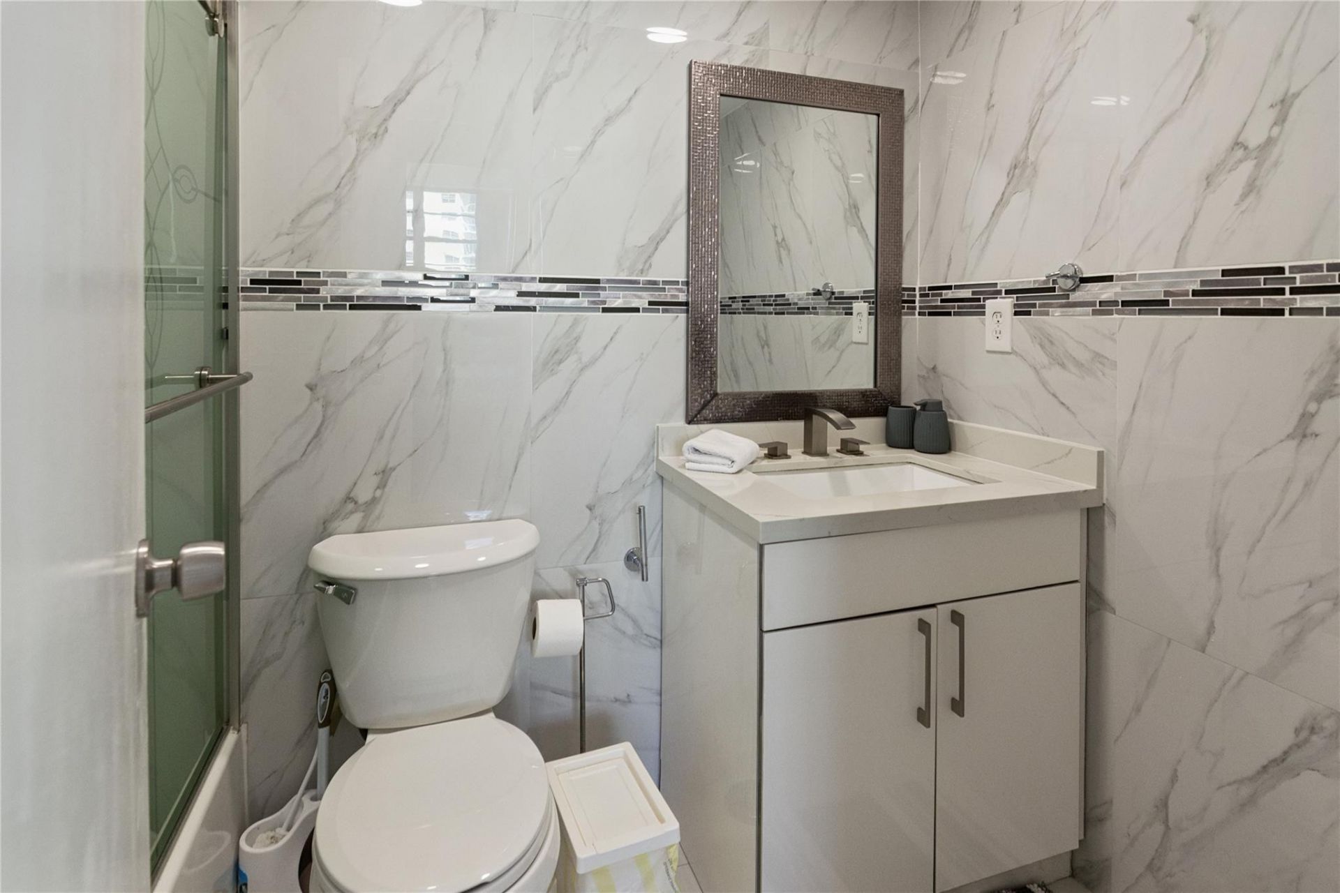 3901 S Ocean Drive, Unit 10D, Hollywood, FL 33019 Photo