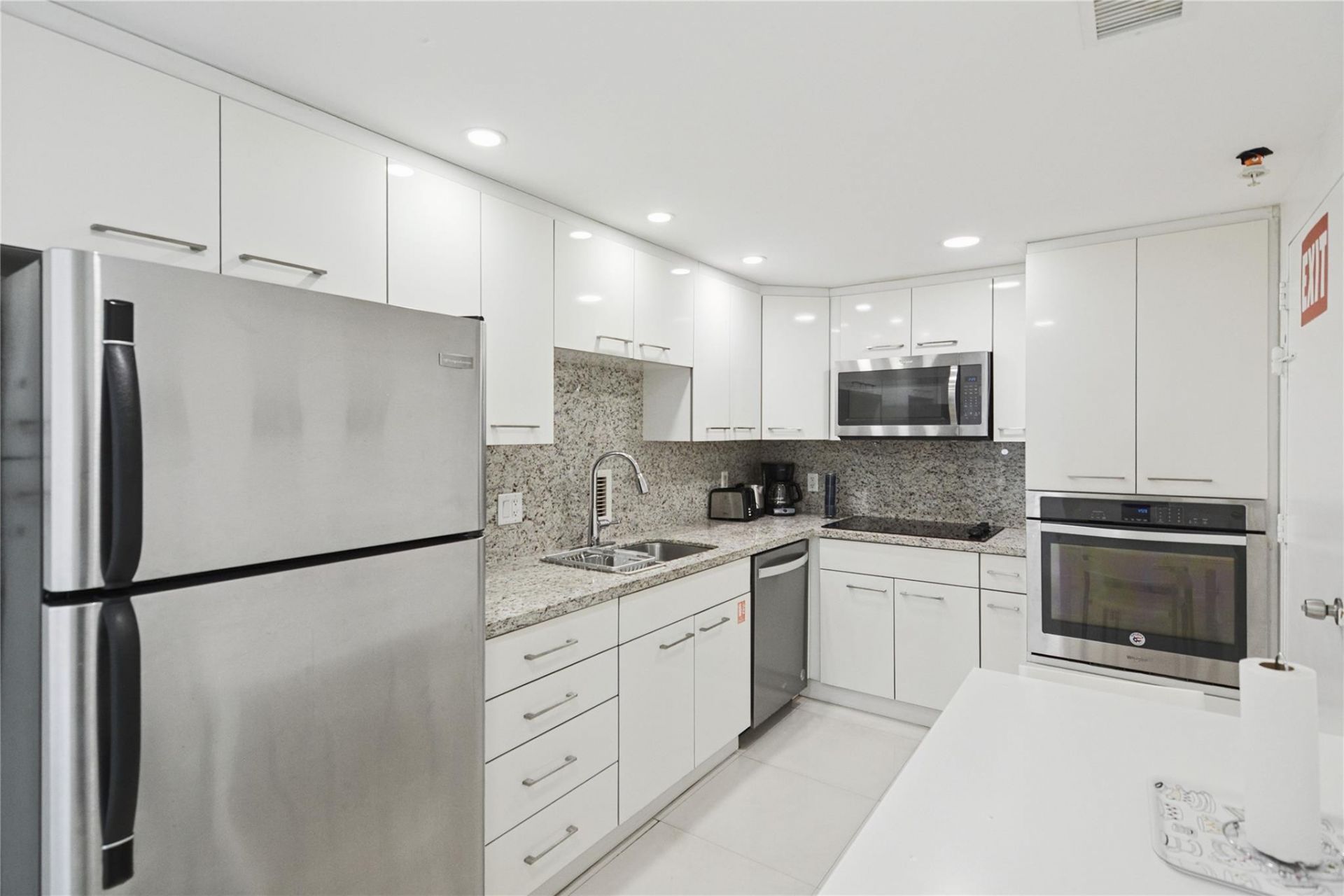 3901 S Ocean Drive, Unit 10D, Hollywood, FL 33019 Photo