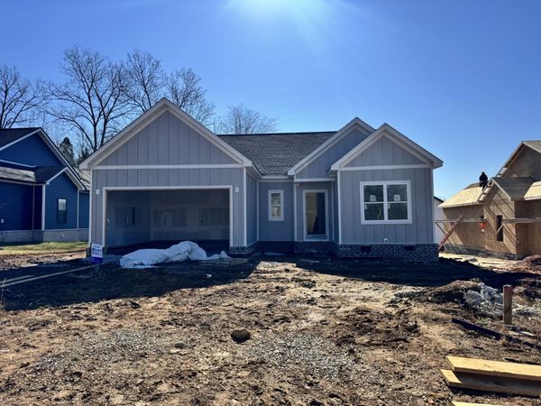 285 Wayne Hall Rd, Clarksville, TN 37040