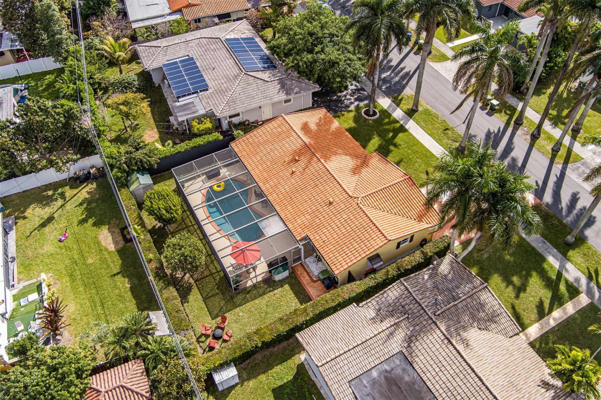 1017 NE 4th Street, Hallandale Beach, FL 33009 Photo