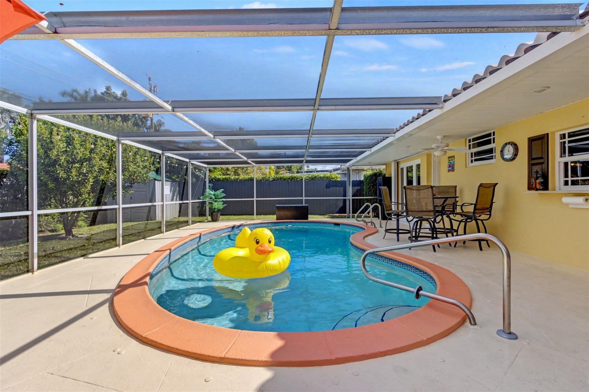 1017 NE 4th Street, Hallandale Beach, FL 33009 Photo