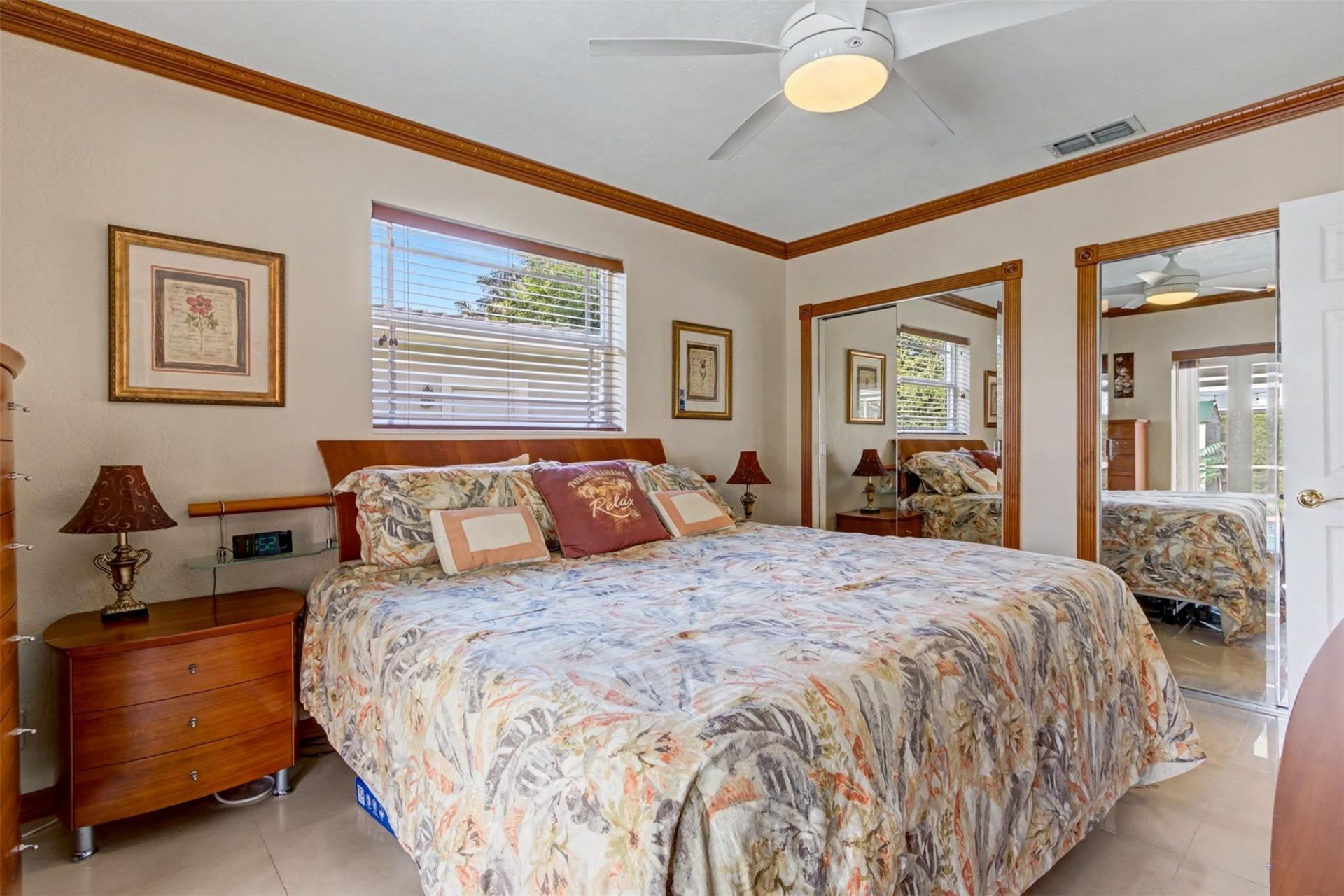 1017 NE 4th Street, Hallandale Beach, FL 33009 Photo