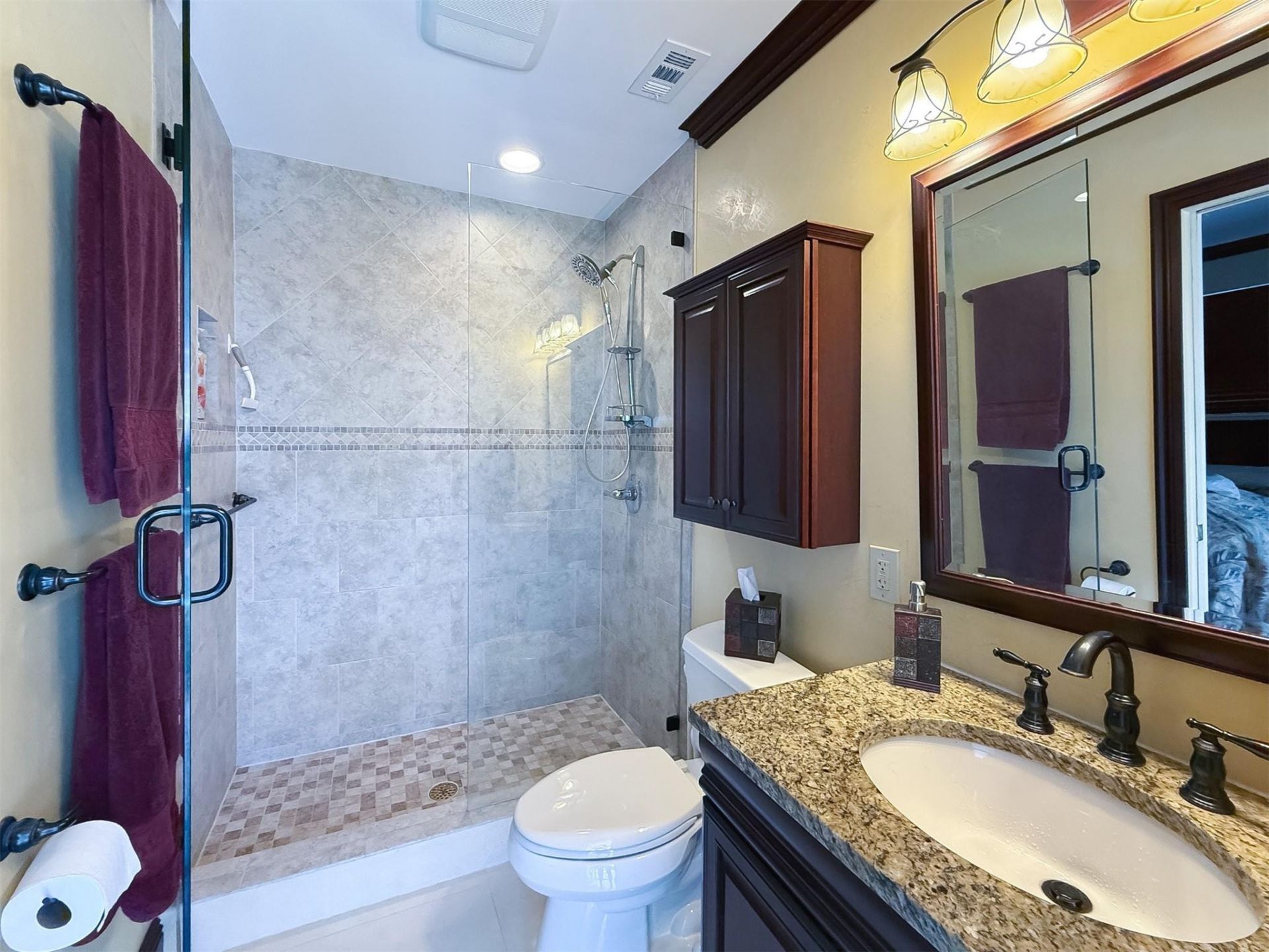 1017 NE 4th Street, Hallandale Beach, FL 33009 Photo