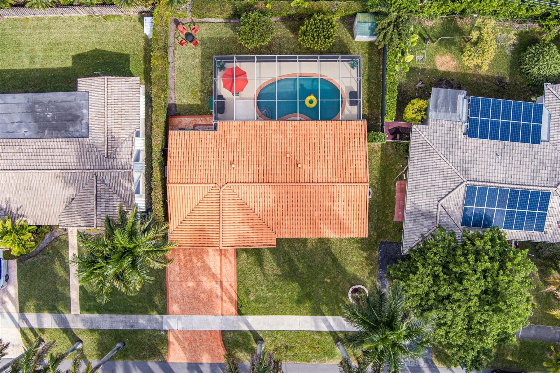 1017 NE 4th Street, Hallandale Beach, FL 33009 Photo