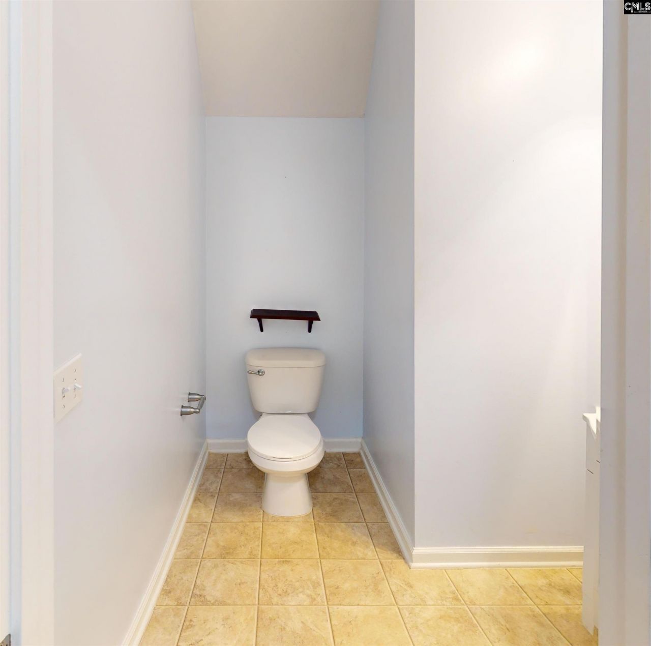 215 Favorite Court  Photo 20