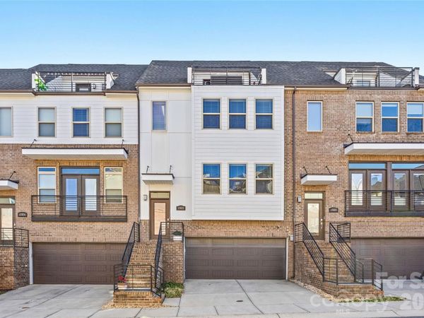 17023 Soho Drive, Charlotte, NC 28204