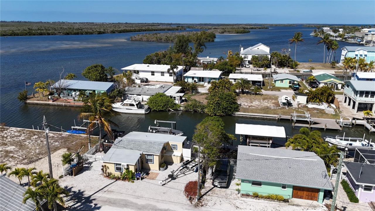 2650 Coco Plum Drive, Matlacha, FL 33993 Photo