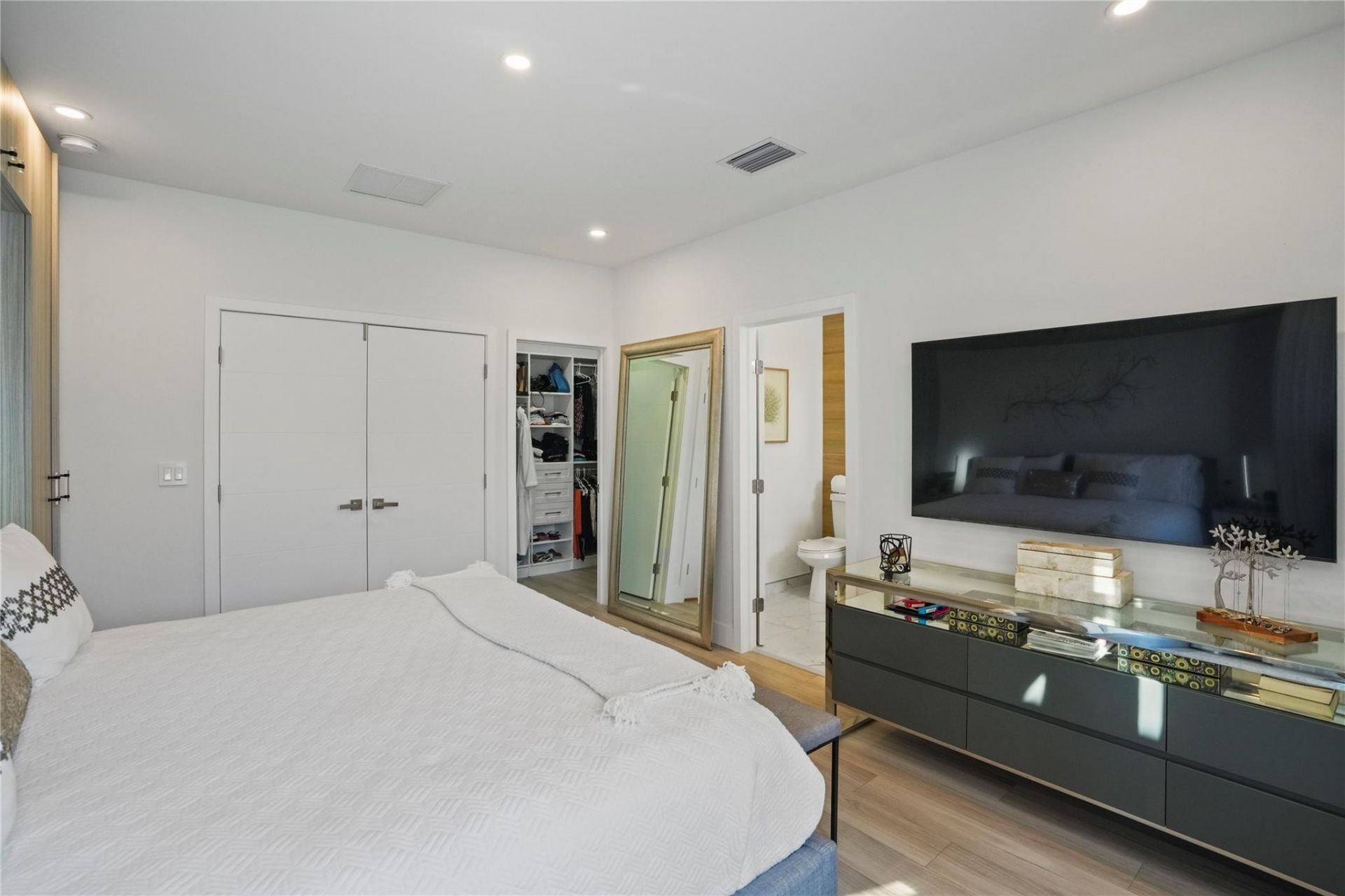 1514 SW 4th Avenue, Unit 1514, Fort Lauderdale, FL 33315 Photo