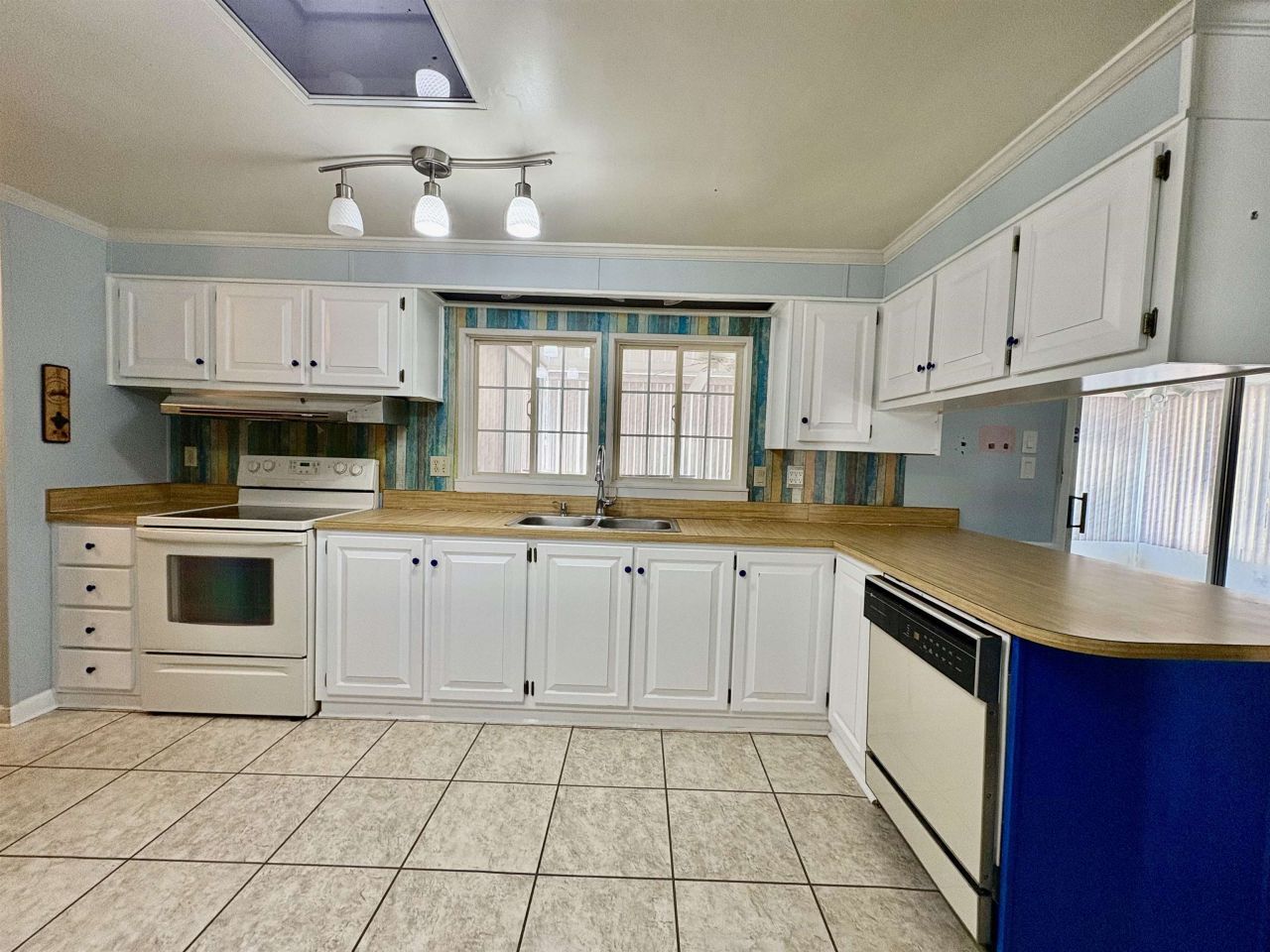 931 Winston Trail Photo 7