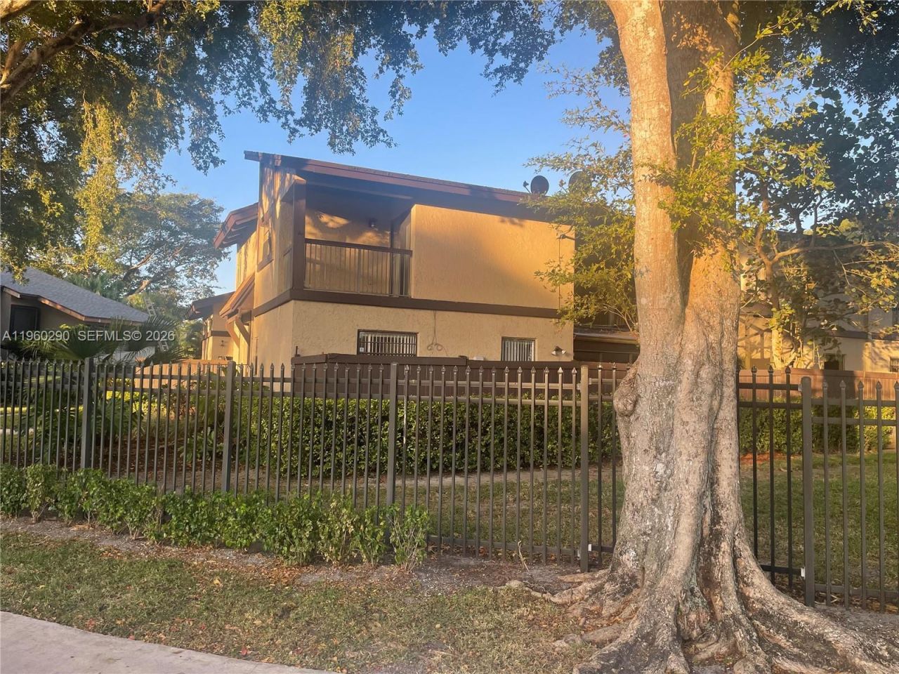 2191 Bayberry Dr, Unit 2191, Pembroke Pines, FL 33024 Photo