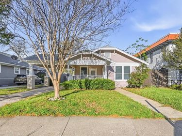 843 N Clinton Avenue, Dallas, TX 75208