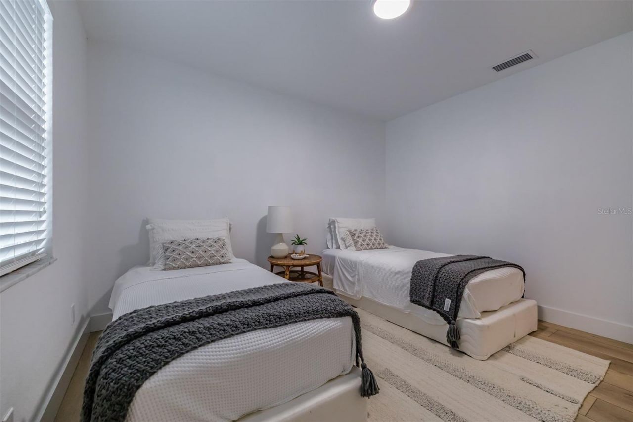 917 Chipaway Drive, Apollo Beach, FL 33572 Photo