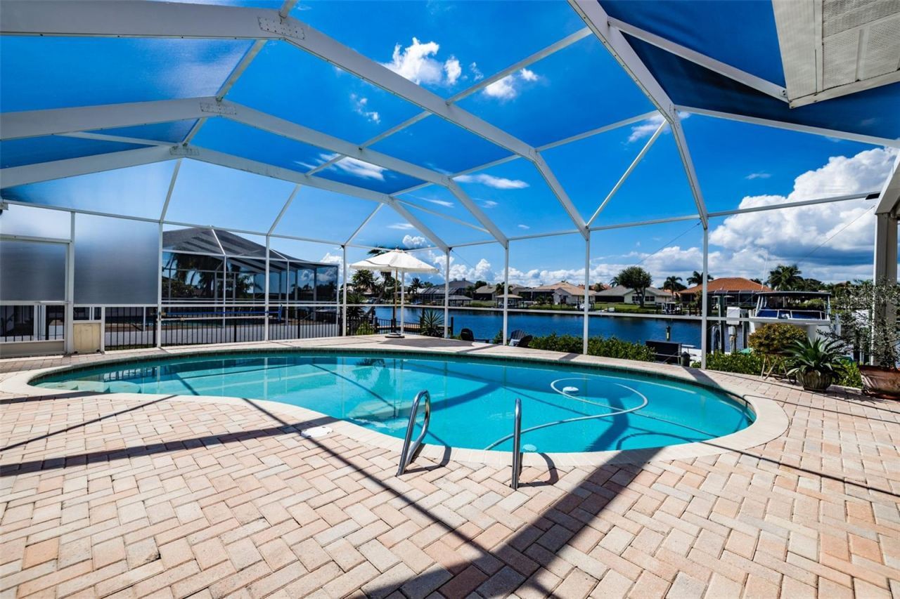 917 Chipaway Drive, Apollo Beach, FL 33572 Photo