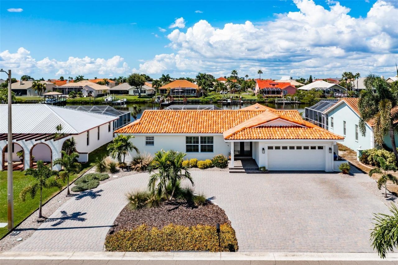917 Chipaway Drive, Apollo Beach, FL 33572 Photo
