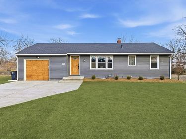 11805 Oakley Avenue, Kansas City, MO 64137