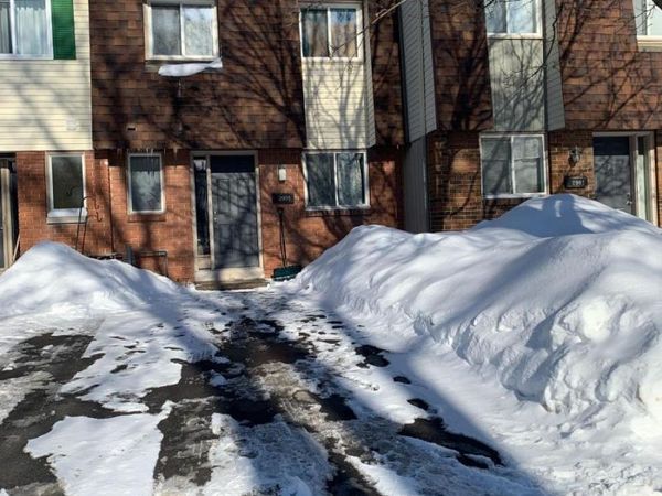 2991 Olympic Way, Ottawa, ON K1T1Y3