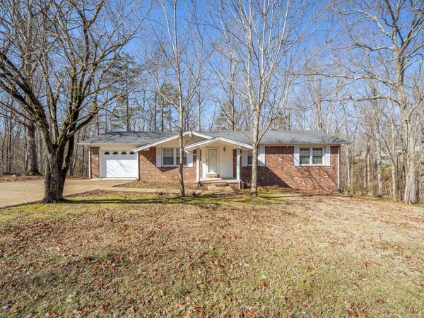 705 HURRICANE HILL DR , Waynesboro, TN 38485
