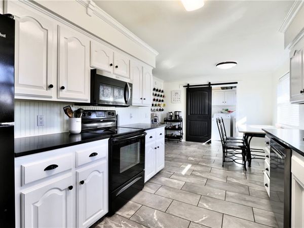 1227 W Countrywood Circle, Rogers, AR 72756