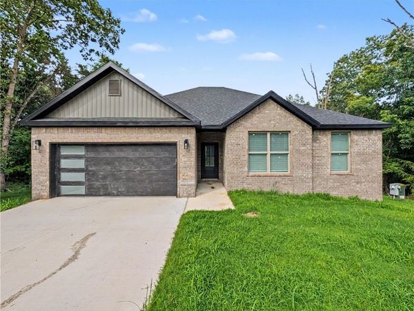13 Angus Lane, Bella Vista, AR 72715